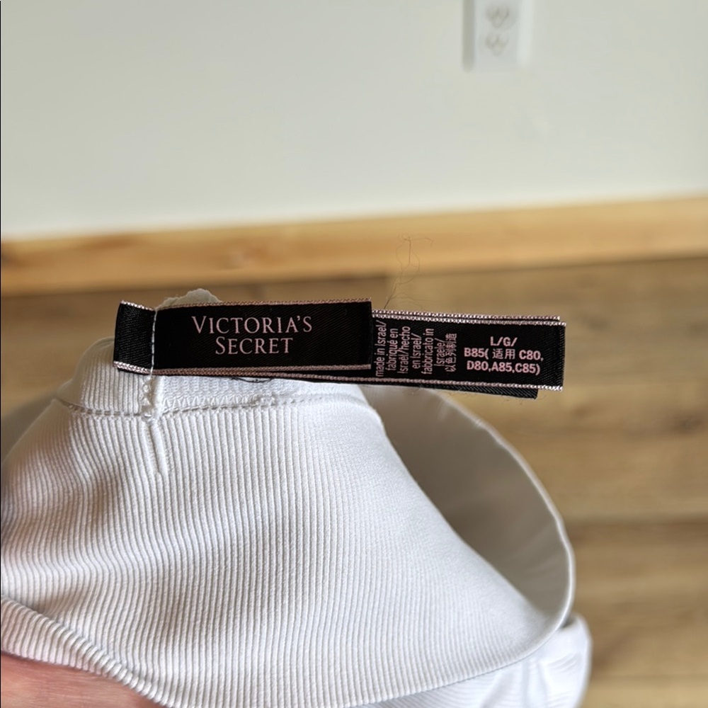 Victoria secret White Ribbed Tank Top - Picture 4 of 4